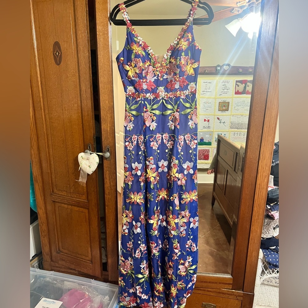 Exquisite Marchesa Notte Floral Print Long Gown - Size 2 (Medium) - Picture 5 of 16